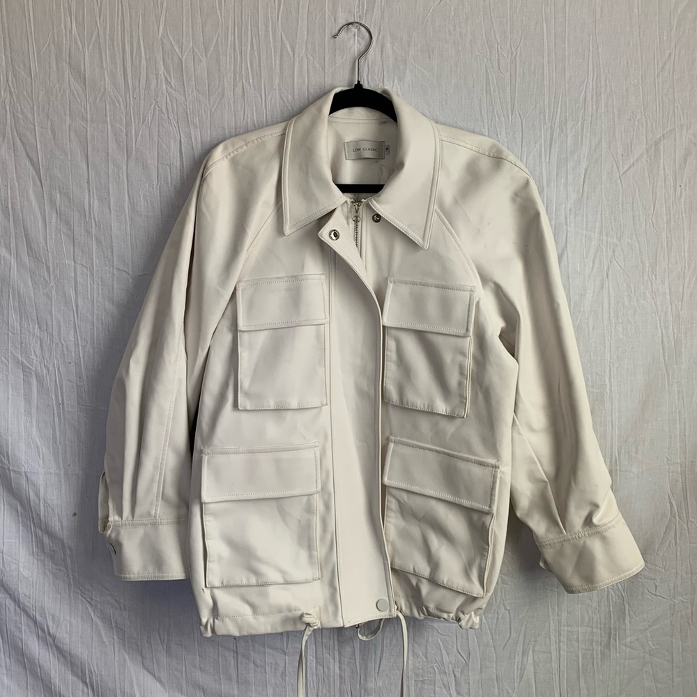 Low Classic Designer Korean Brand White Faux Leather Cargo Oversized Jacket